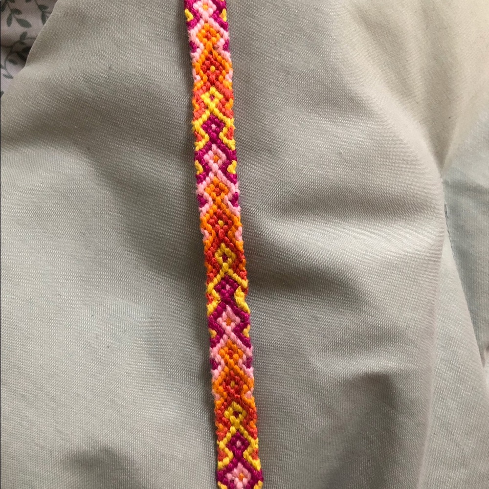 String bracelets - Picture 3 of 4